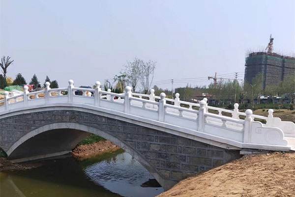 伊犁哈萨克自治州大连河道青石栏杆选哪家相关动态资讯